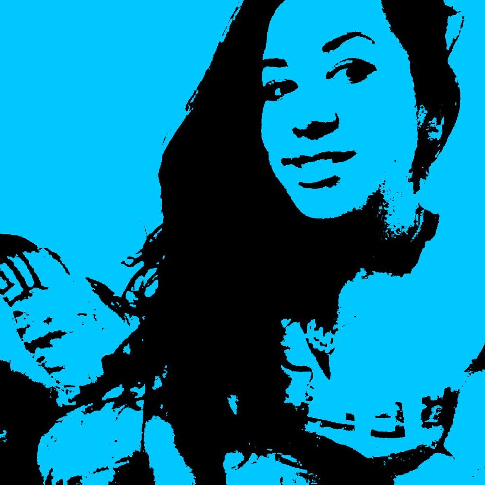 Meet your Posher, Adriiana